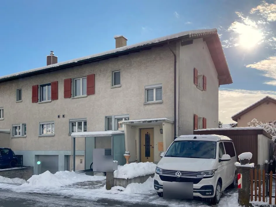 Zweifamilienhaus in Heimberg, begleitet mit einem GEAK Plus