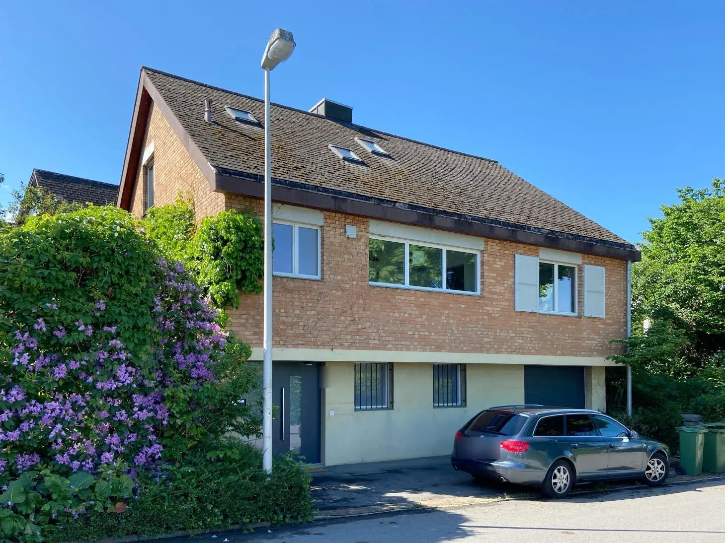 Zweifamilienhaus in Köniz, begleitet mit einem GEAK Plus